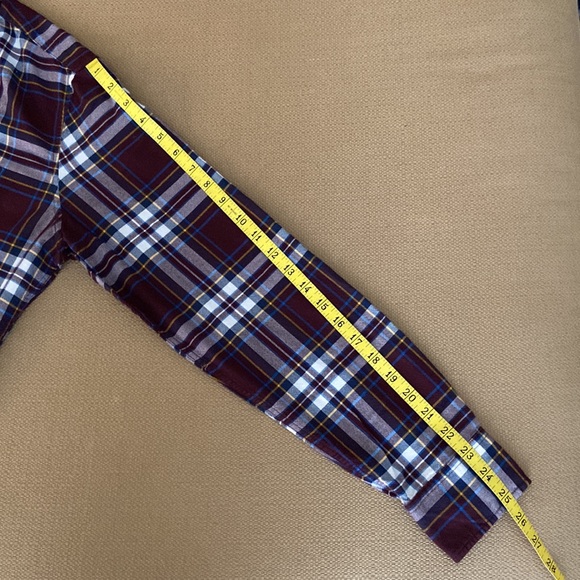 American Eagle Men’s Maroon Plaid Classic Fit Button-down long sleeve. Size M - Picture 5 of 7